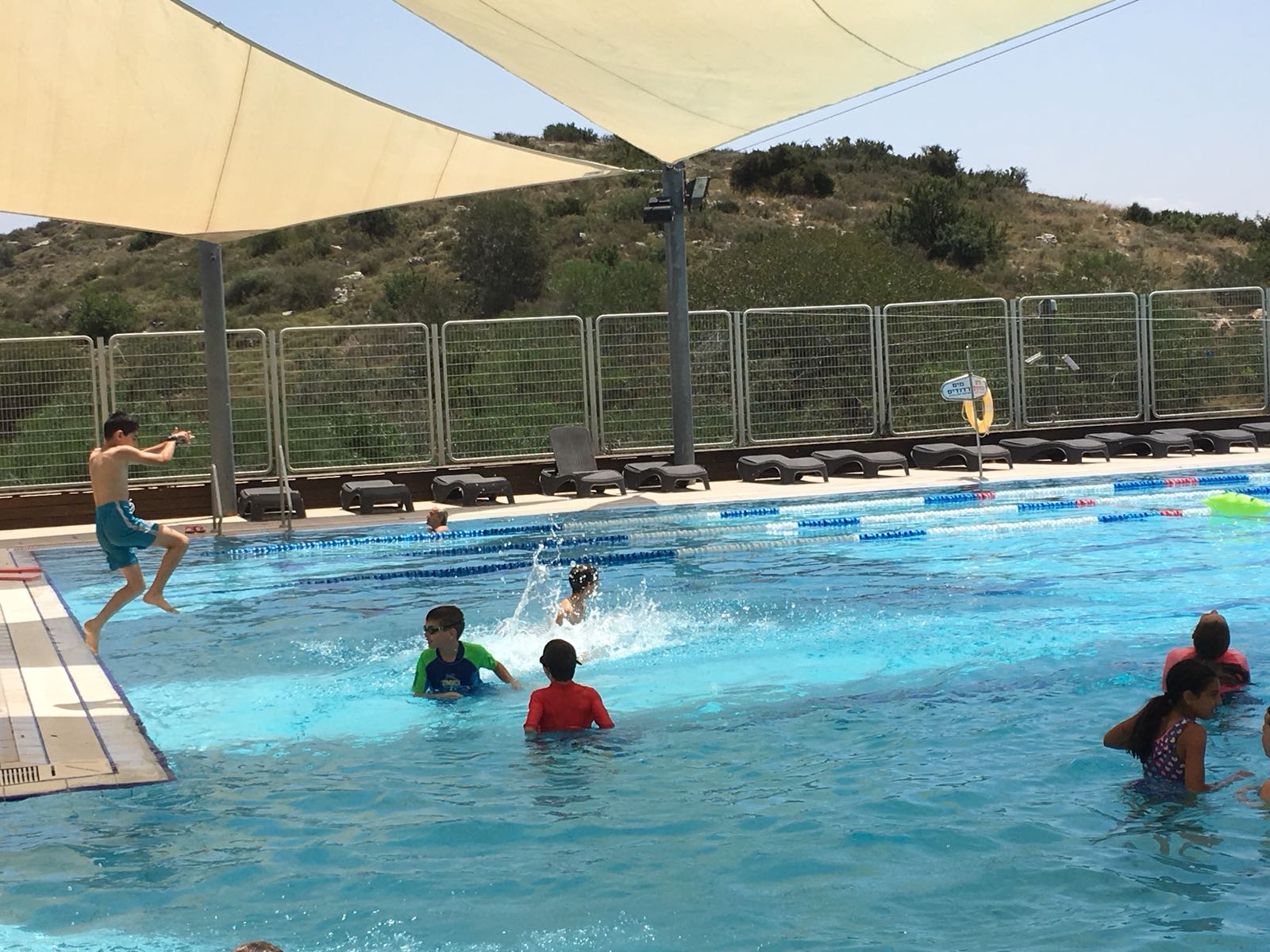 בריכה בטבע מתן-פותחים עונה