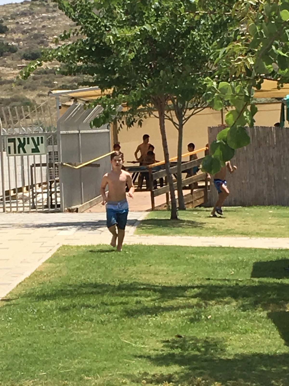 בריכה בטבע מתן-פותחים עונה