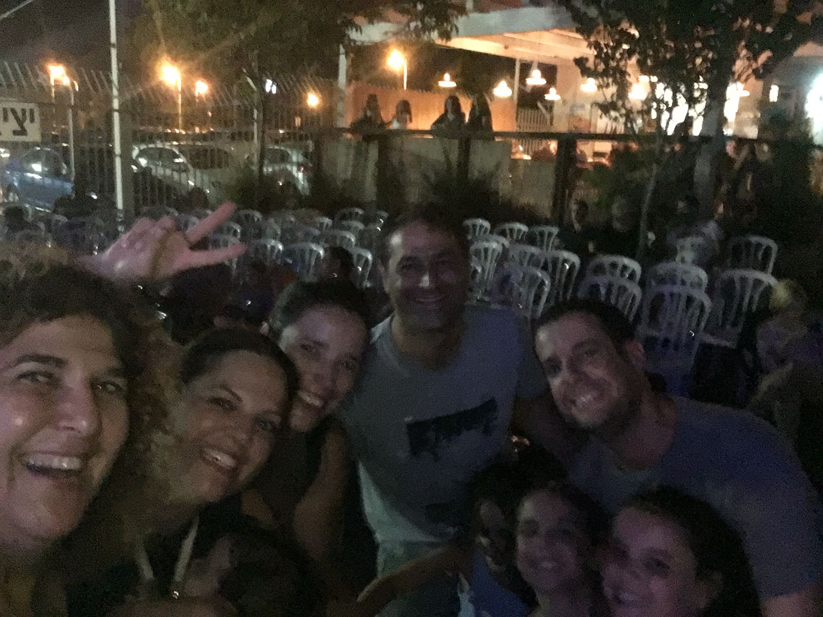 אנשי התמונות-כוורת